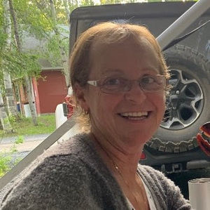 Meet your Posher, Carole
